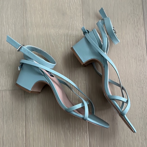 NWT ZAC Zac Posen blue gray heeled sandals - Sz 9.5 - Picture 8 of 9